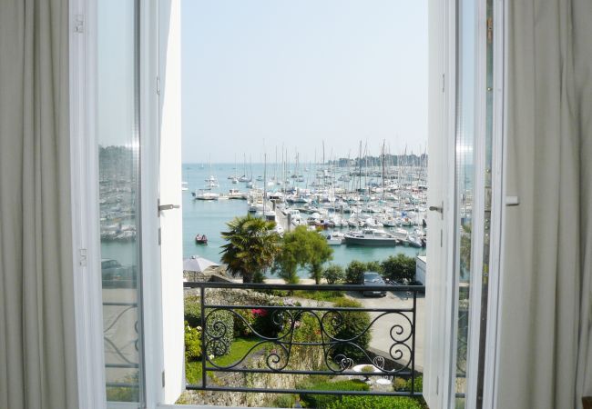 Apartment in La Trinité-sur-Mer - VILLA MAJOY - Holiday apartment with view on the port of Trinité-sur-Mer - T547 Apartment in La Trinité-sur-Mer - VILLA MAJOY - Holiday apartment with view on the port of Trinité-sur-Mer - T547