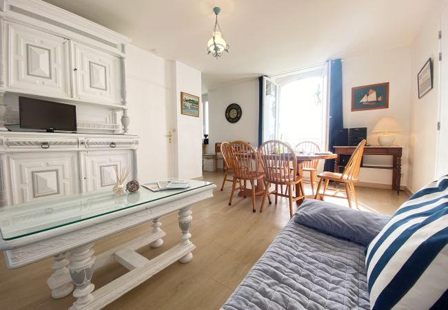 Apartment in La Trinité-sur-Mer - VILLA MAJOY - Terrasse, Port La Trinité - T547