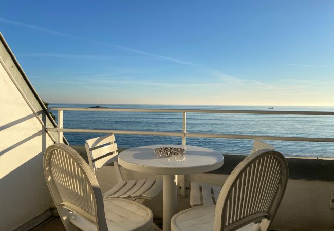 Apartment in La Trinité-sur-Mer - MOUETTES 4 - Holiday apartment with sea view between Carnac and Trinité-sur-Mer - D190 Apartment in La Trinité-sur-Mer - MOUETTES 4 - Holiday apartment with sea view between Carnac and Trinité-sur-Mer - D190