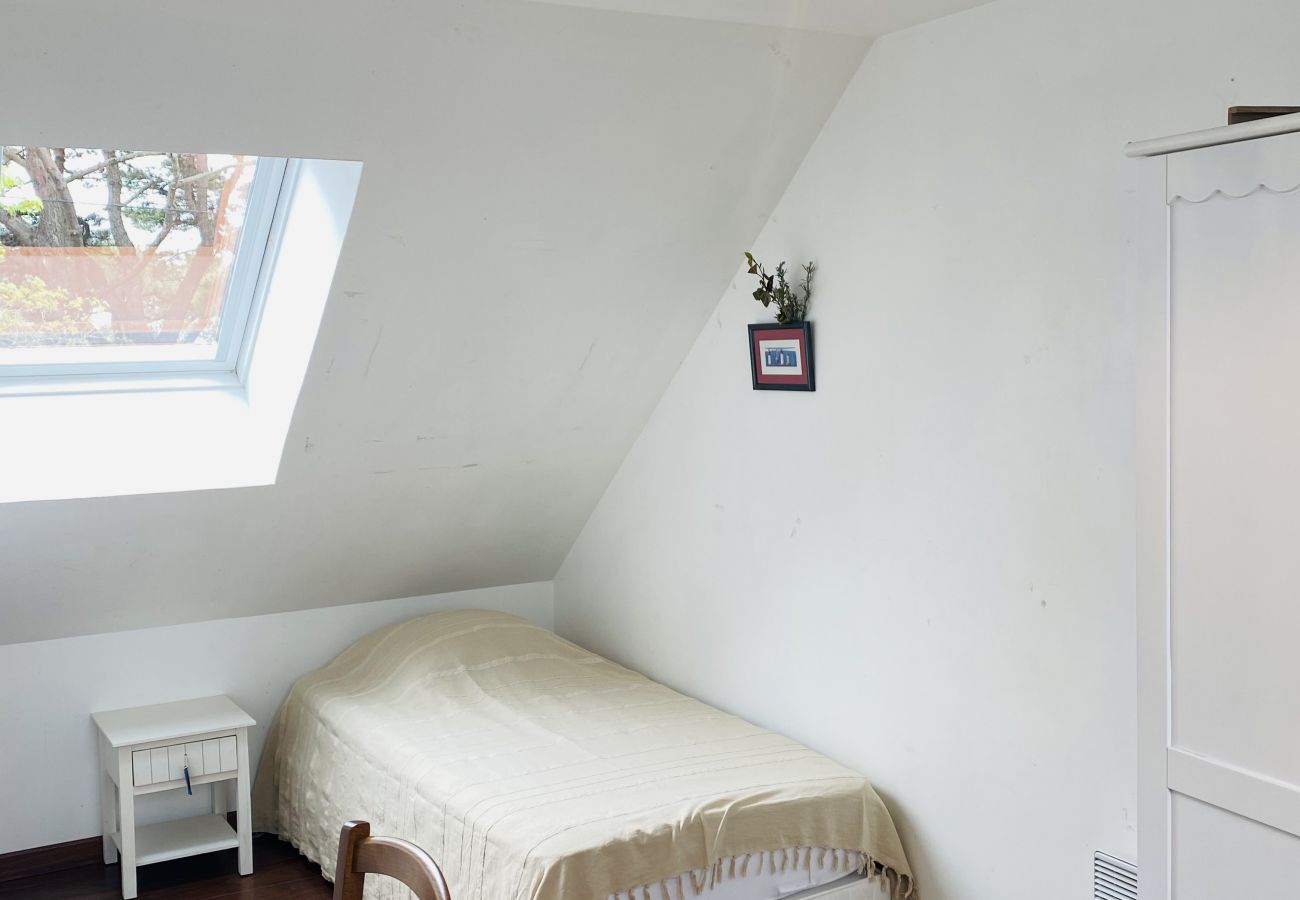 Villa in Erdeven - Jolie Villa Typique Néo-Bretonne, 800m Plage - C54