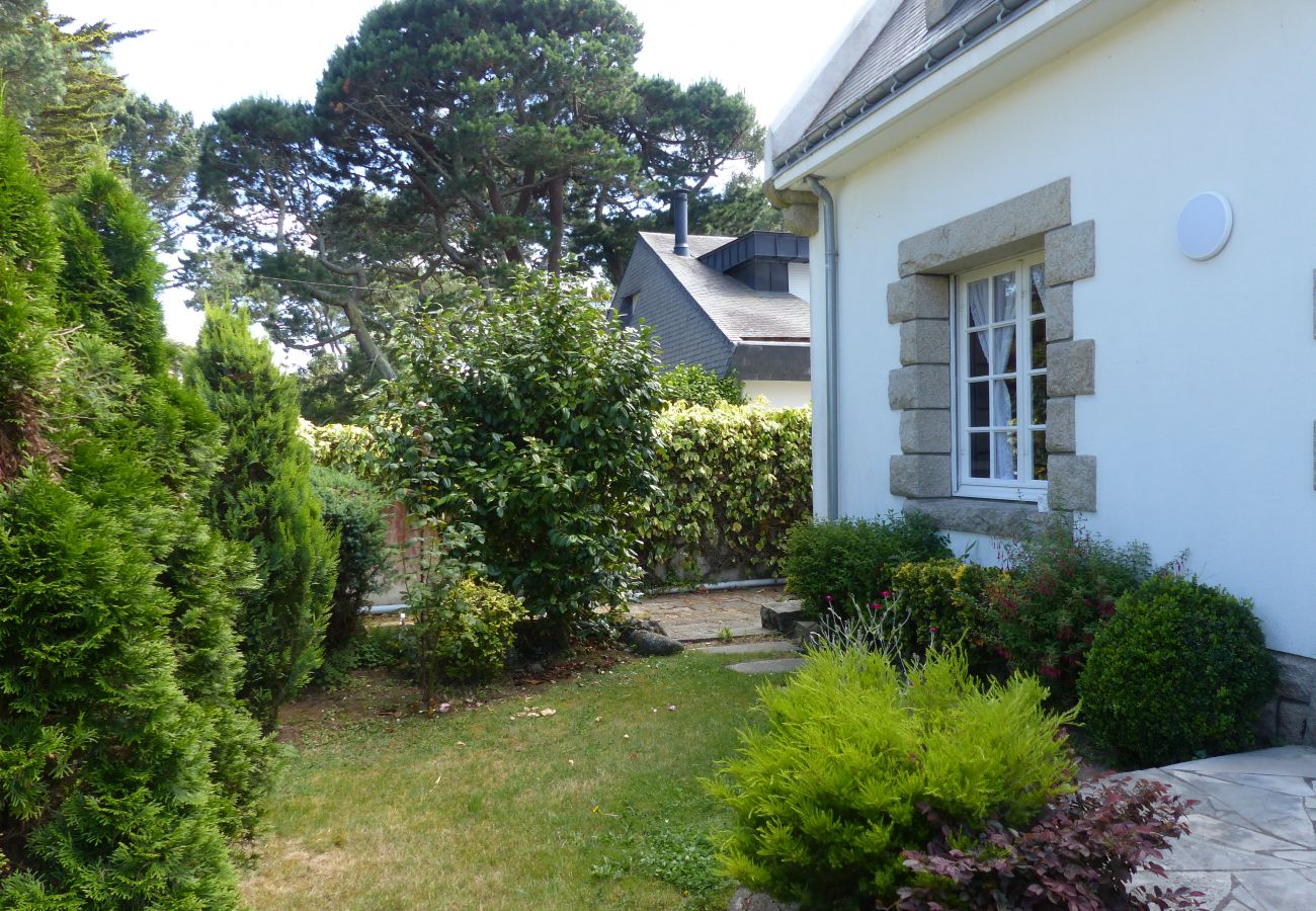 House in Carnac - Charmante Villa 3* 50m de la Plage, avec Jardin et Wifi -S26