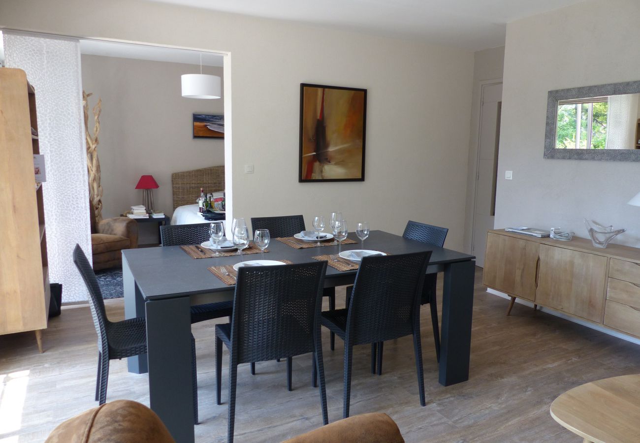 Apartment in Carnac - Bel Appartement 3* Tout Confort, Bien Situé à Carnac-Plage-TKP99