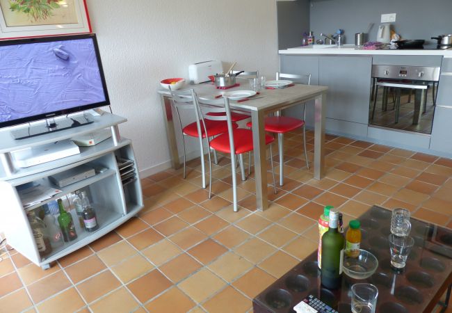 Apartment in Carnac - PORT AN DRO 3 - Appart. 2 pièces, Terrasse - D24