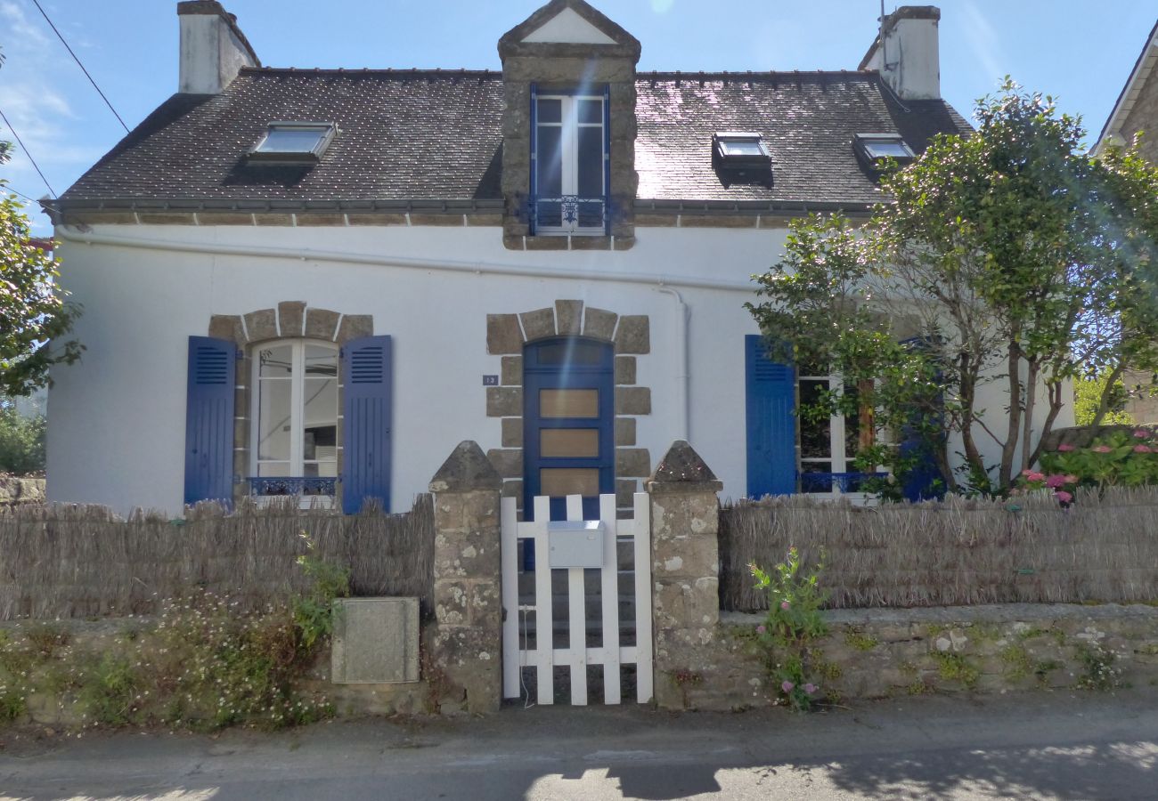 House in La Trinité-sur-Mer - Maison Typique Bretonne, Proche Port -K28