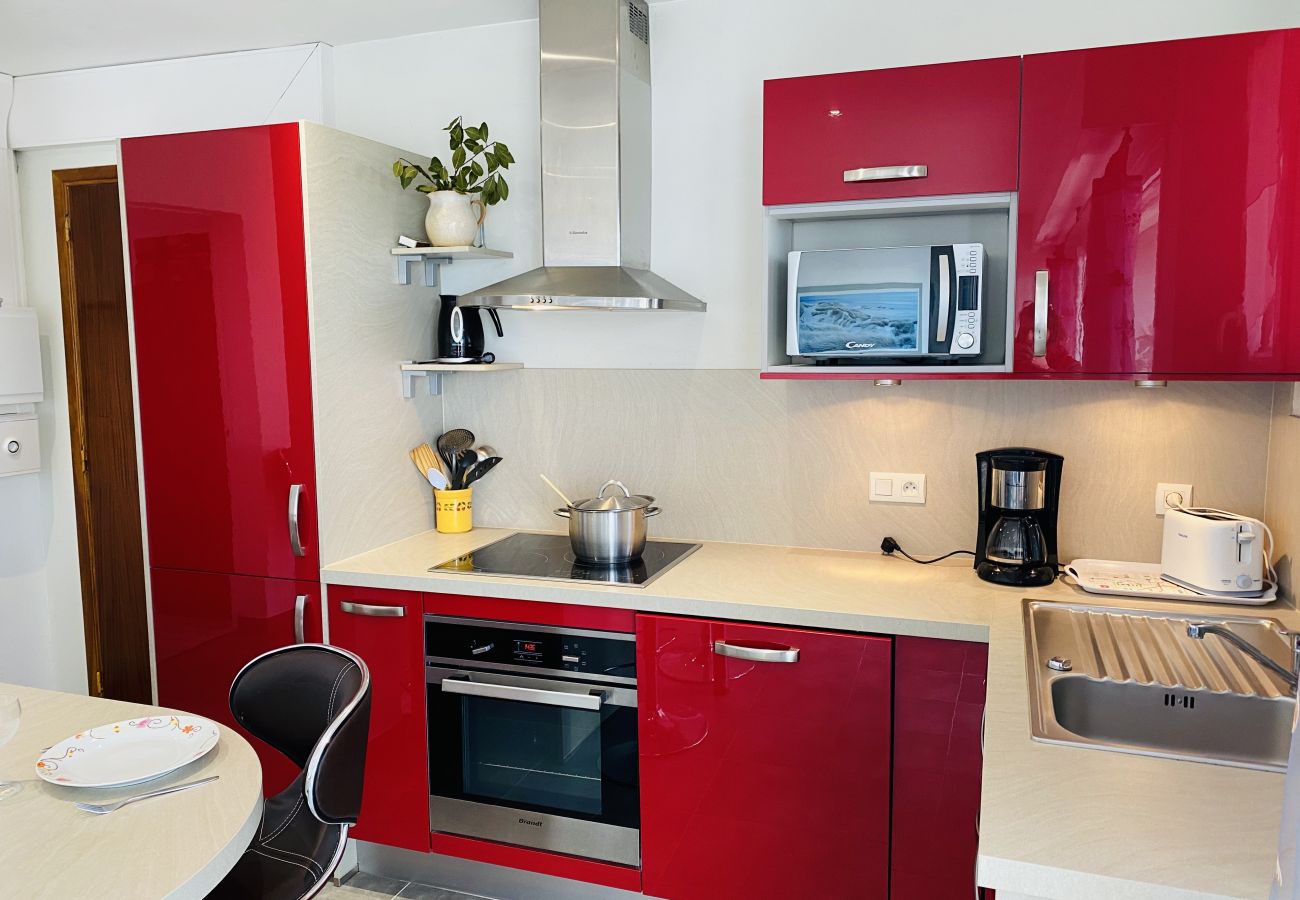 Apartment in Carnac - Tal Mor, Appart. Balcon Vue Mer, 50m plage -D8