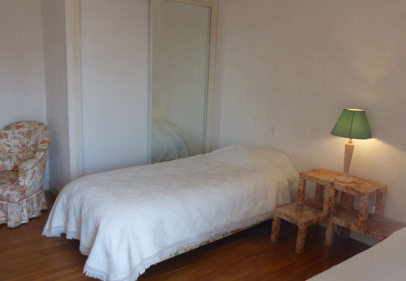 House in Carnac - Beaumer -  Longère 3* - Proche plage - 12 pers - ST58
