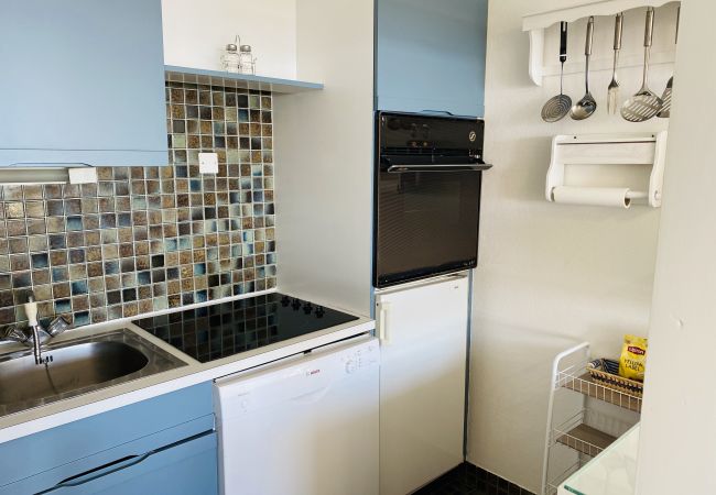 Studio à Carnac - BRITANNIA - Studio vue mer en location vacances à Carnac - U95  Studio à Carnac - BRITANNIA - Studio vue mer en location vacances à Carnac - U95