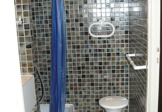 Studio à Carnac - BRITANNIA - Studio vue mer en location vacances à Carnac - U95  Studio à Carnac - BRITANNIA - Studio vue mer en location vacances à Carnac - U95