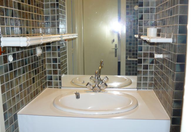 Studio à Carnac - BRITANNIA - Studio vue mer en location vacances à Carnac - U95  Studio à Carnac - BRITANNIA - Studio vue mer en location vacances à Carnac - U95