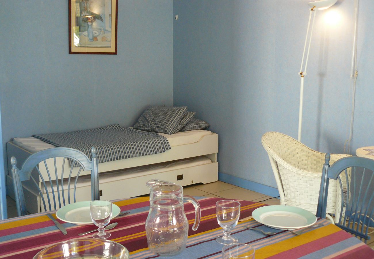Appartement à Carnac - Port En Dro, Appartement spacieux avec jardin à Carnac-Plage - D6