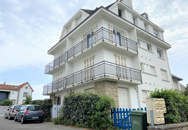 Appartement à Carnac - KERPOUM - Appartement en location vacances à 300 m de la plage, Carnac - D29 Appartement à Carnac - KERPOUM - Appartement en location vacances à 300 m de la plage, Carnac - D29