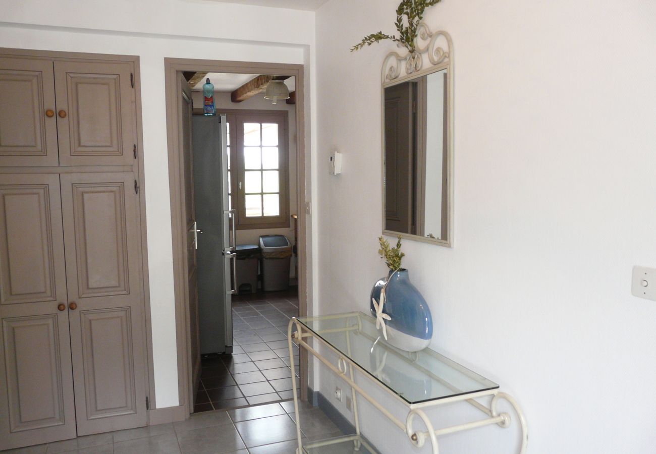 Villa à Erdeven - Jolie Villa Typique Néo-Bretonne, 800m Plage - C54