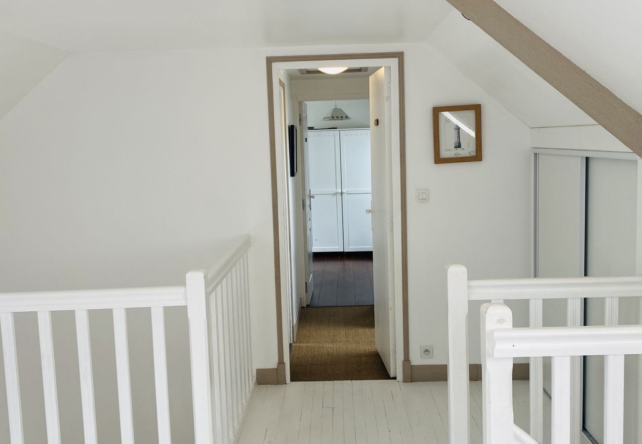 Villa à Erdeven - Jolie Villa Typique Néo-Bretonne, 800m Plage - C54