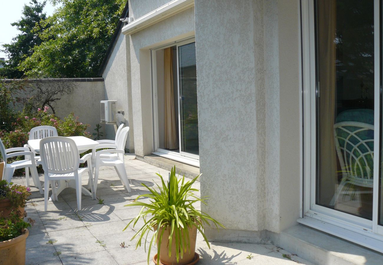 Maison à Carnac - Villa Spacieuse Tout Confort avec Wifi, Quartier Calme et Proche Commerces- K363