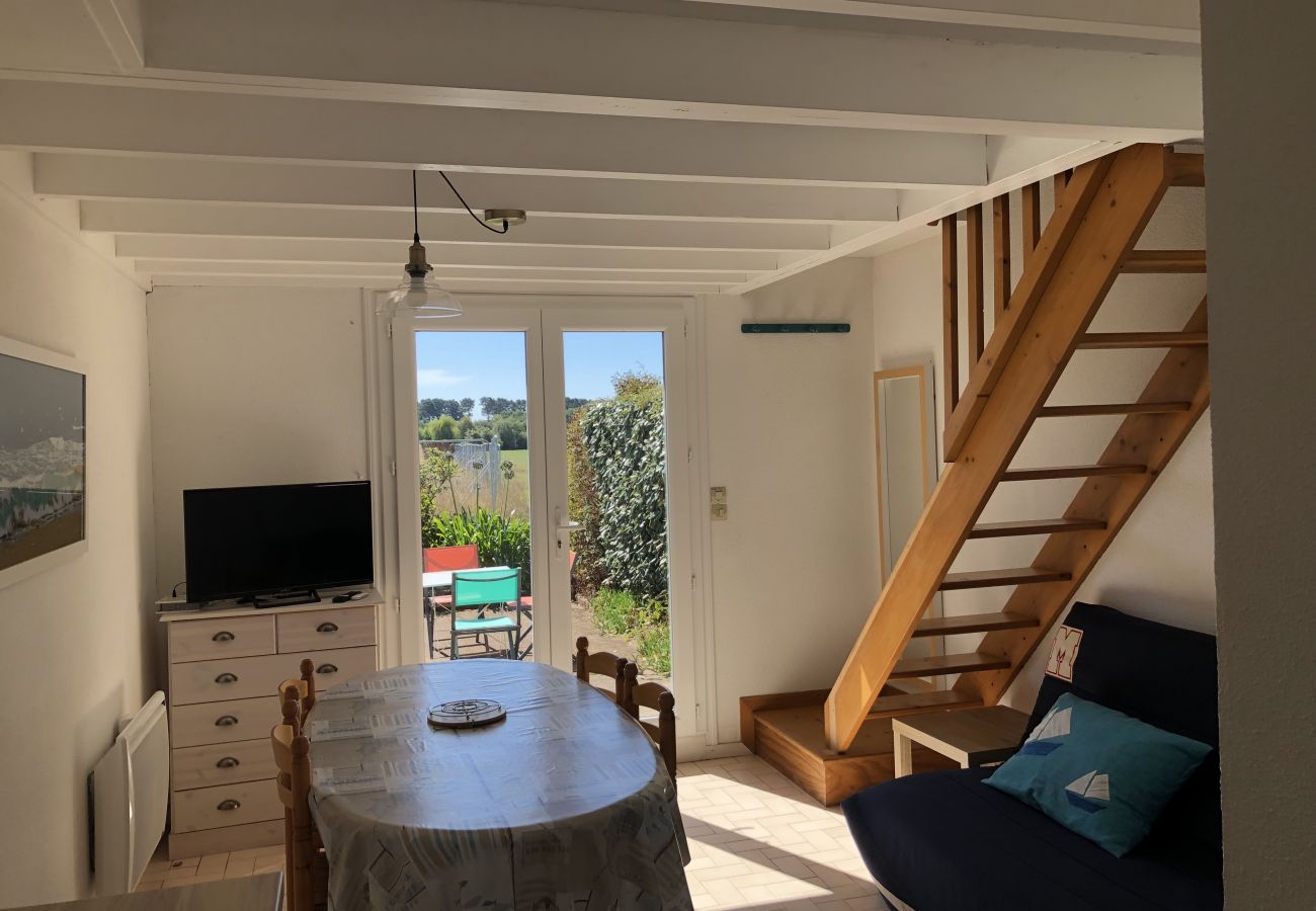 Maison mitoyenne à Saint-Philibert - Maisonnette Typique, Terrasse, Bien Située -T265