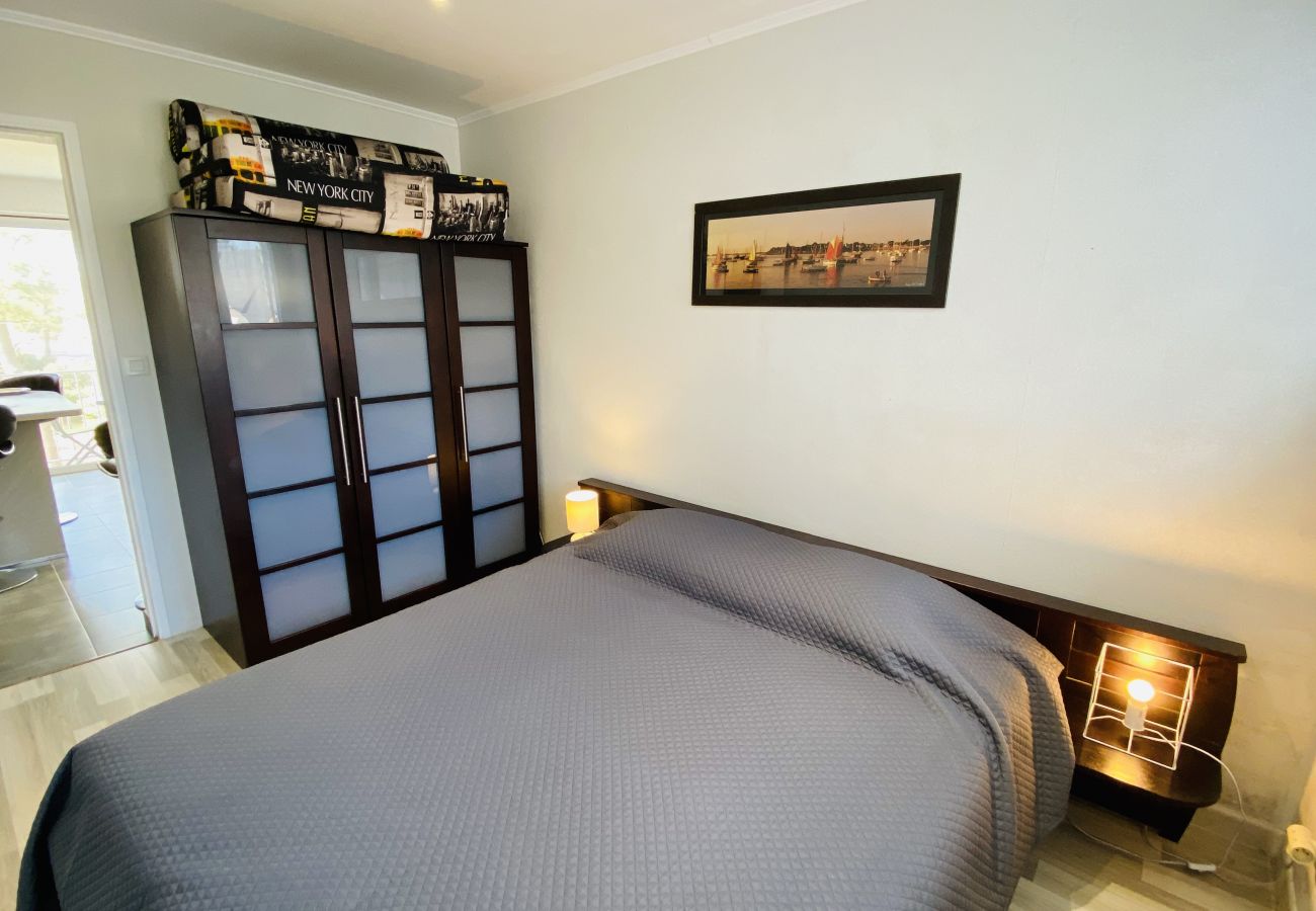 Appartement à Carnac - Tal Mor, Appart. Balcon Vue Mer, 50m plage -D8