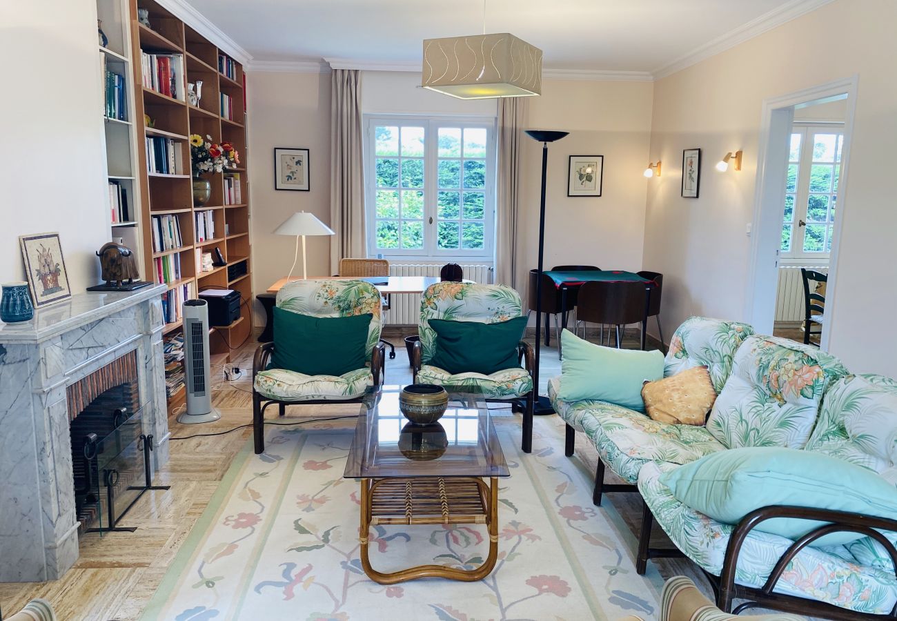 Maison à Carnac - Tumulus, Belle Villa 6 pièces, Jardin et Terrasse -S23