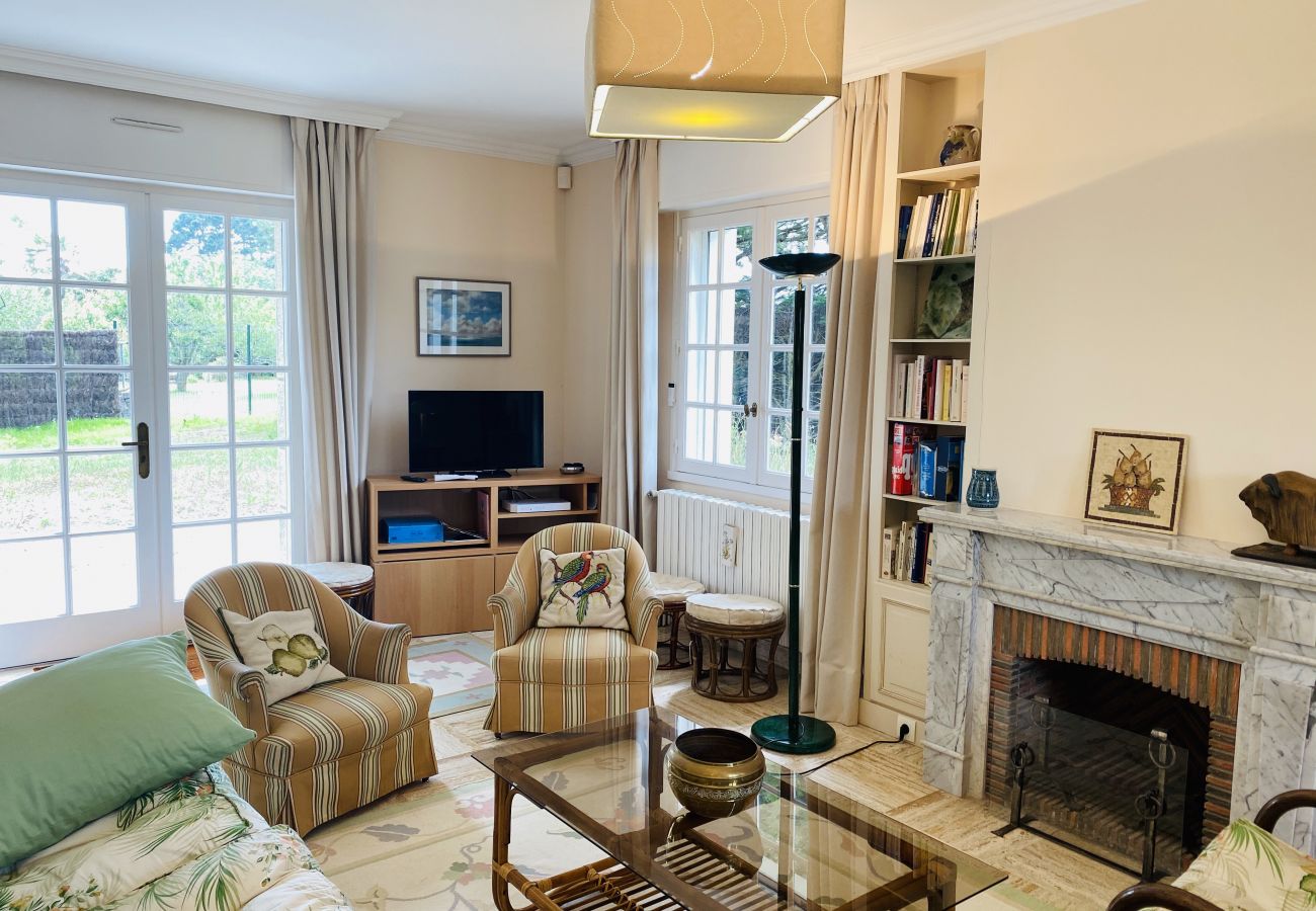 Maison à Carnac - Tumulus, Belle Villa 6 pièces, Jardin et Terrasse -S23