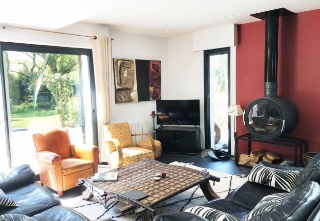 Maison à Saint-Philibert - QUÉHAN - Maison proche de la Trinité-sur-Mer avec grand jardin arboré · C32 Maison à Saint-Philibert - QUÉHAN - Maison proche de la Trinité-sur-Mer avec grand jardin arboré · C32