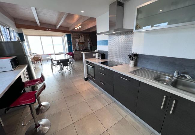 Maison à Moëlan-sur-Mer - PERLE 4* - Vue Mer, Piscine, Plage 30m - MO8004 Maison à Moëlan-sur-Mer - PERLE 4* - Vue Mer, Piscine, Plage 30m - MO8004